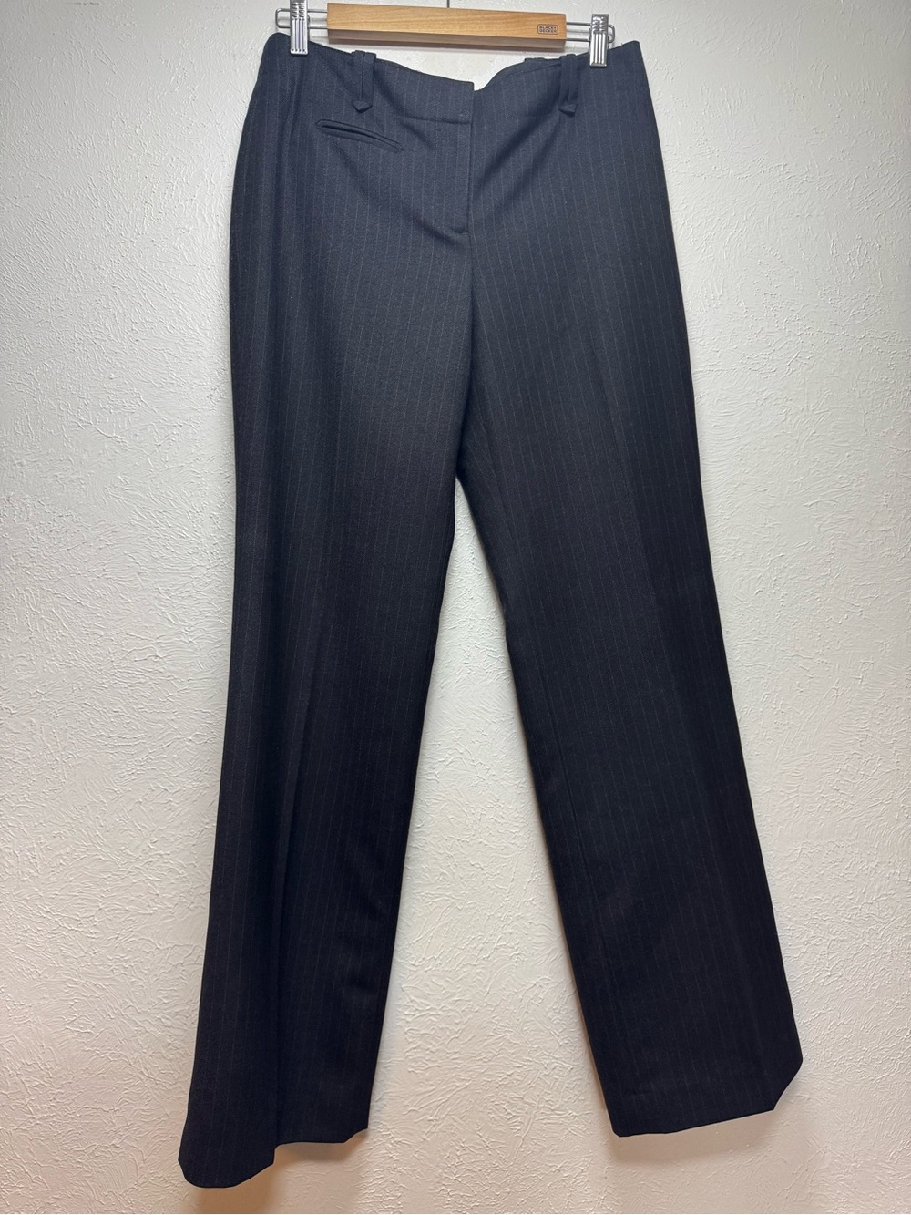 ANN TAYLOR Charcoal Gray Pinstripe Trousers